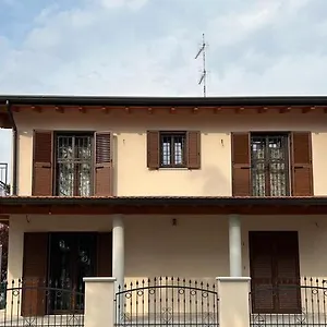 https://bb-la-rozzano.it-lombardy.com