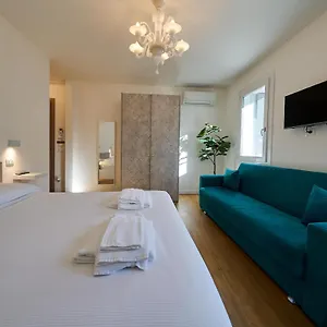 https://mascheretta-affittacamere-dolo.hotelinveneto.com