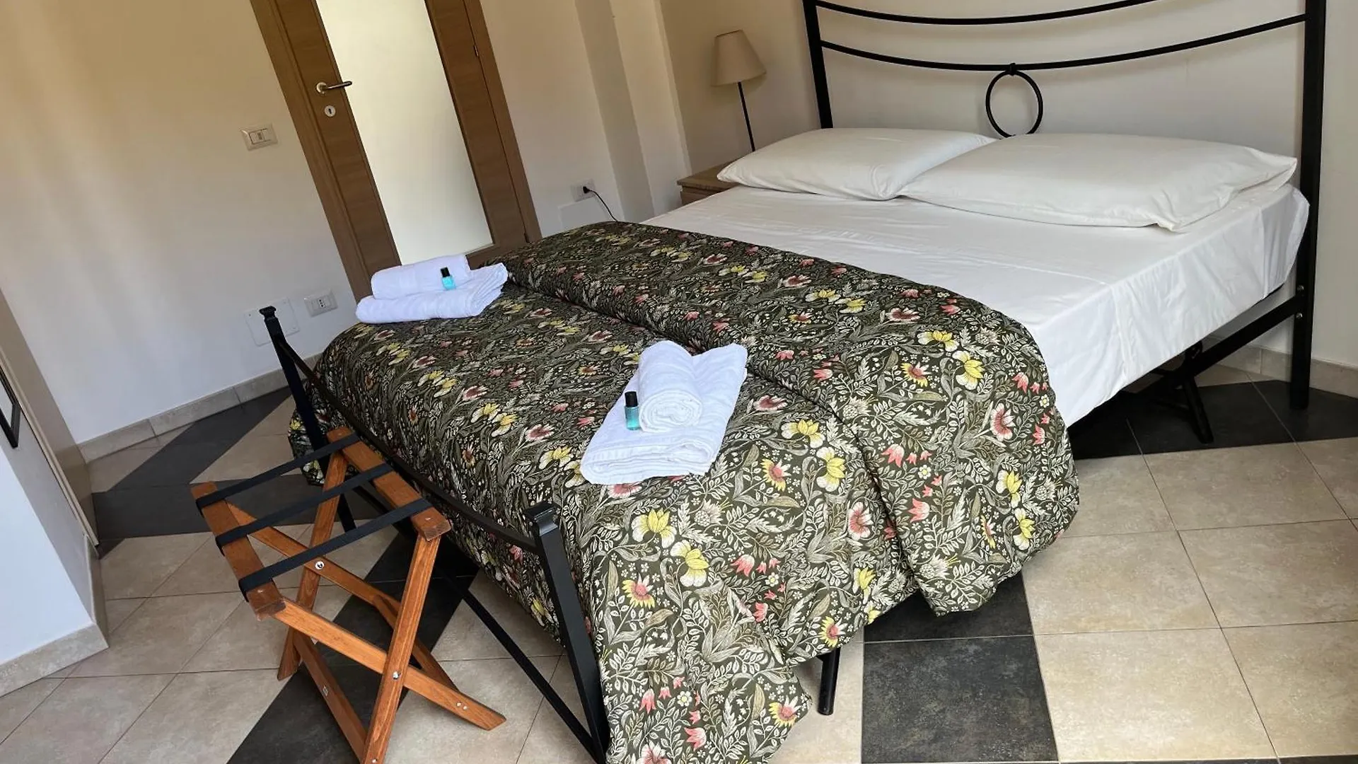 Bed & Breakfast B & B Jasmine Santa Teresa Di Riva